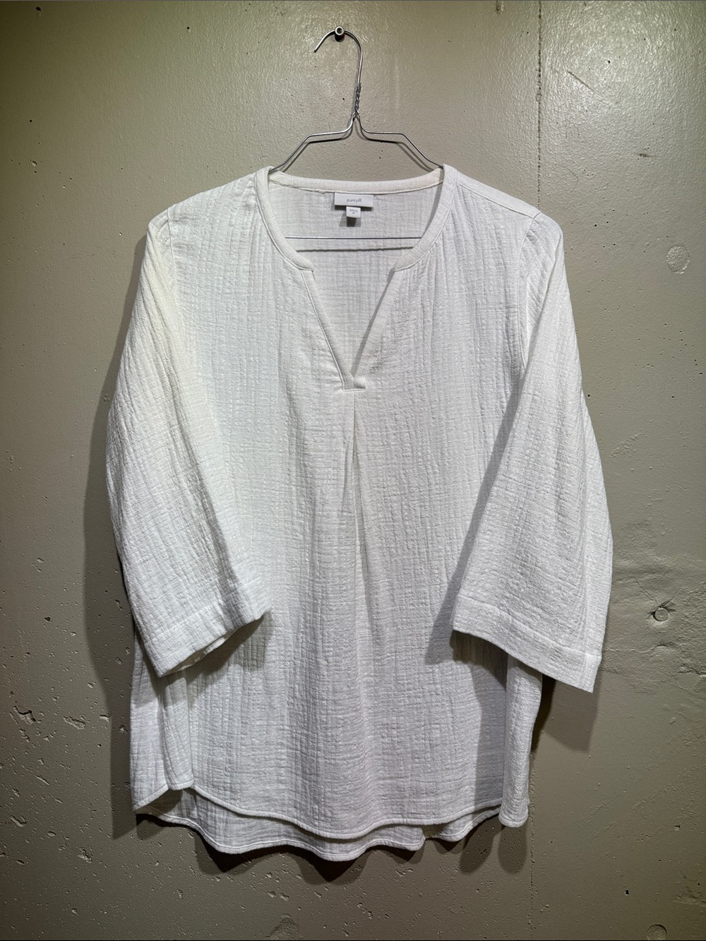 J. Jill White Textured Split-Neck Long Sleeve Tunic